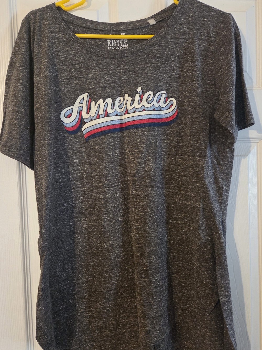 Women's Heather Gray 'America' Graphic Tee